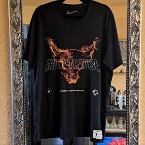 UNDER ARMOUR XL MENS  Black Graphic Tee with Fiery Bull Head
